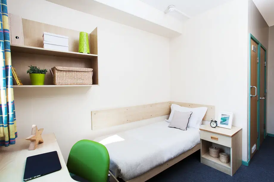Flat Arrad Street in Liverpool