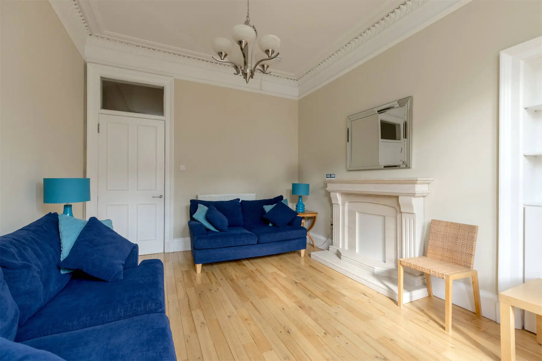 Flat Comely Bank Grove in City of Edinburgh