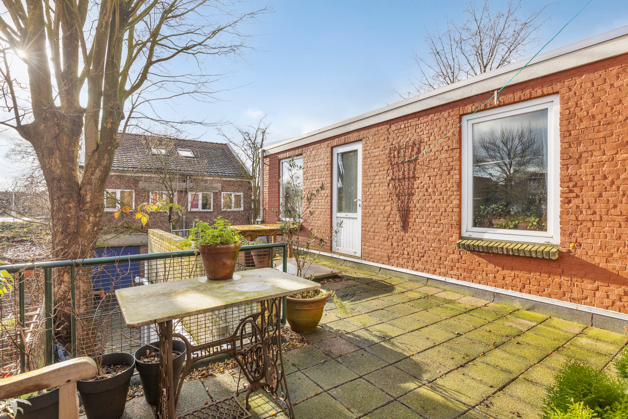 Tussenwoning te koop: Meelstraat 74, Tilburg