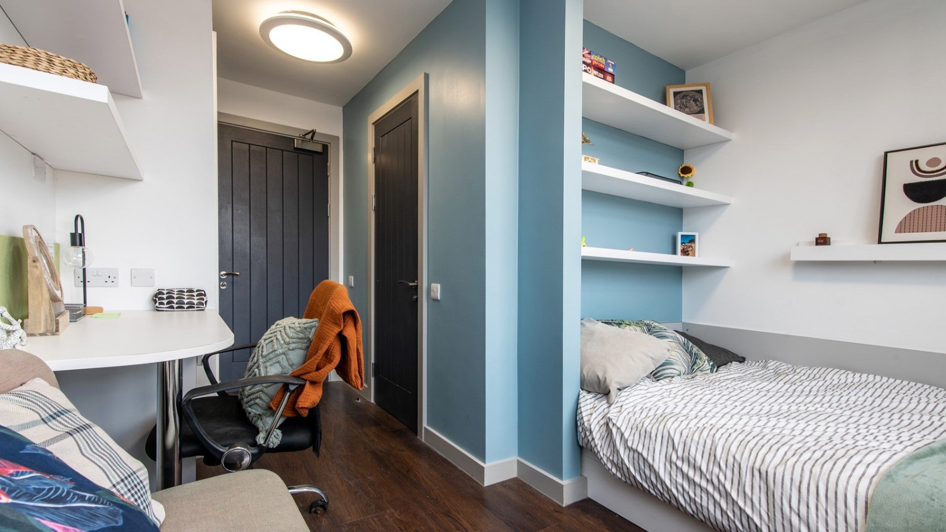 Room South Parade in Nottingham