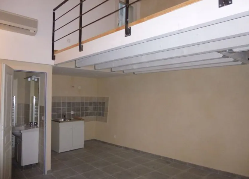 Appartement Rue des Remparts à Carpentras