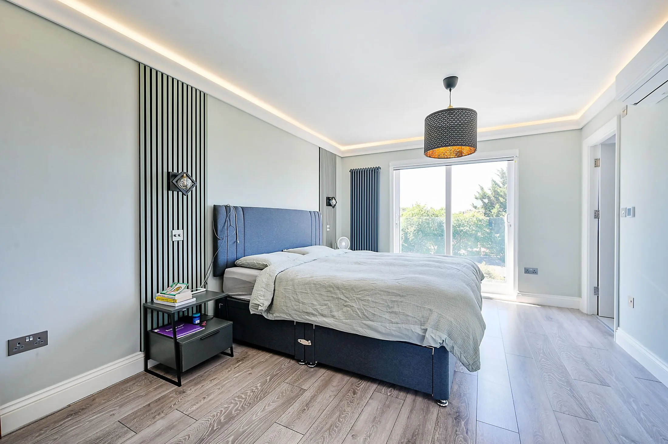 House Mulgrave Road in Greater London