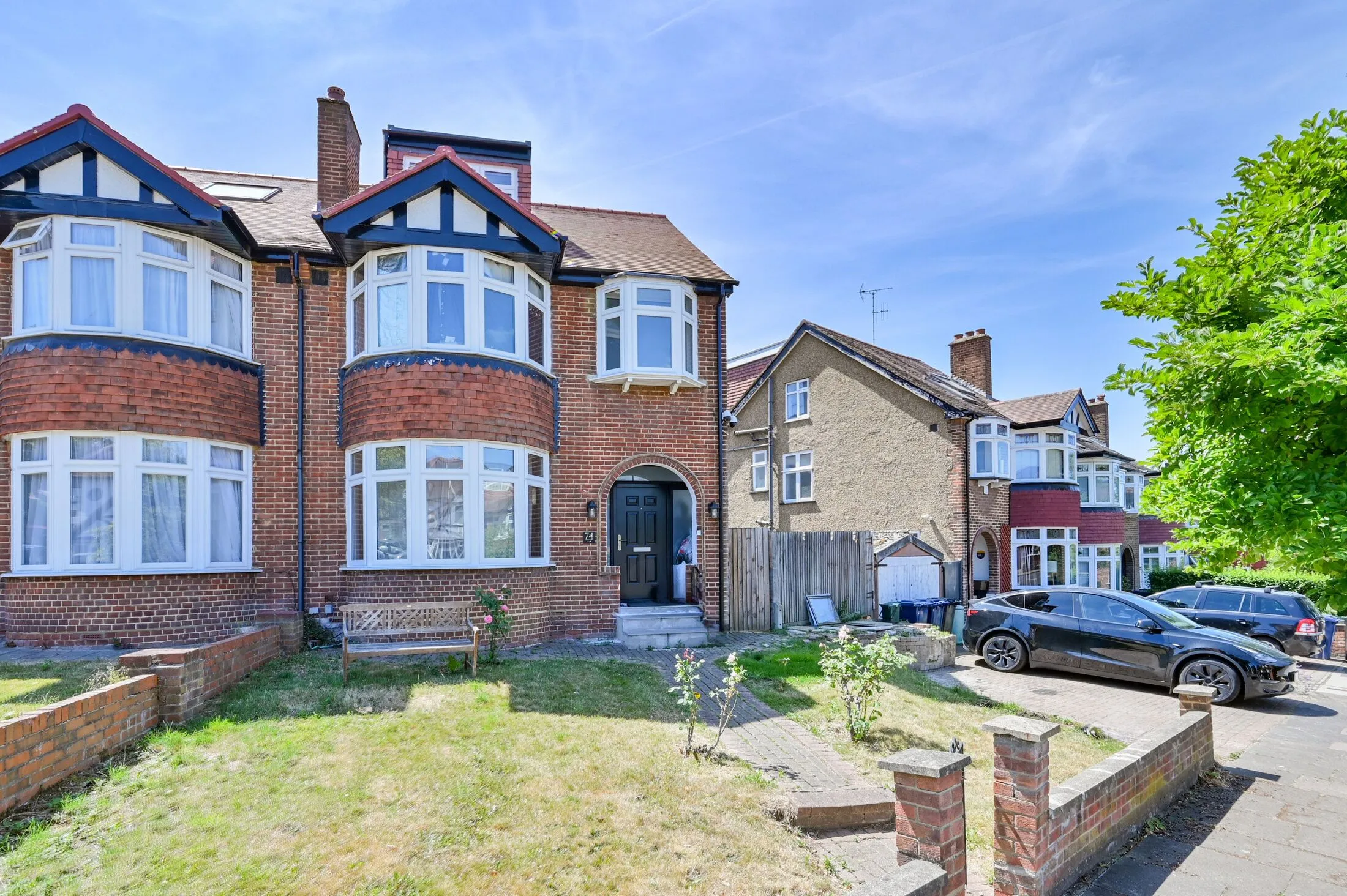 House Mulgrave Road in Greater London
