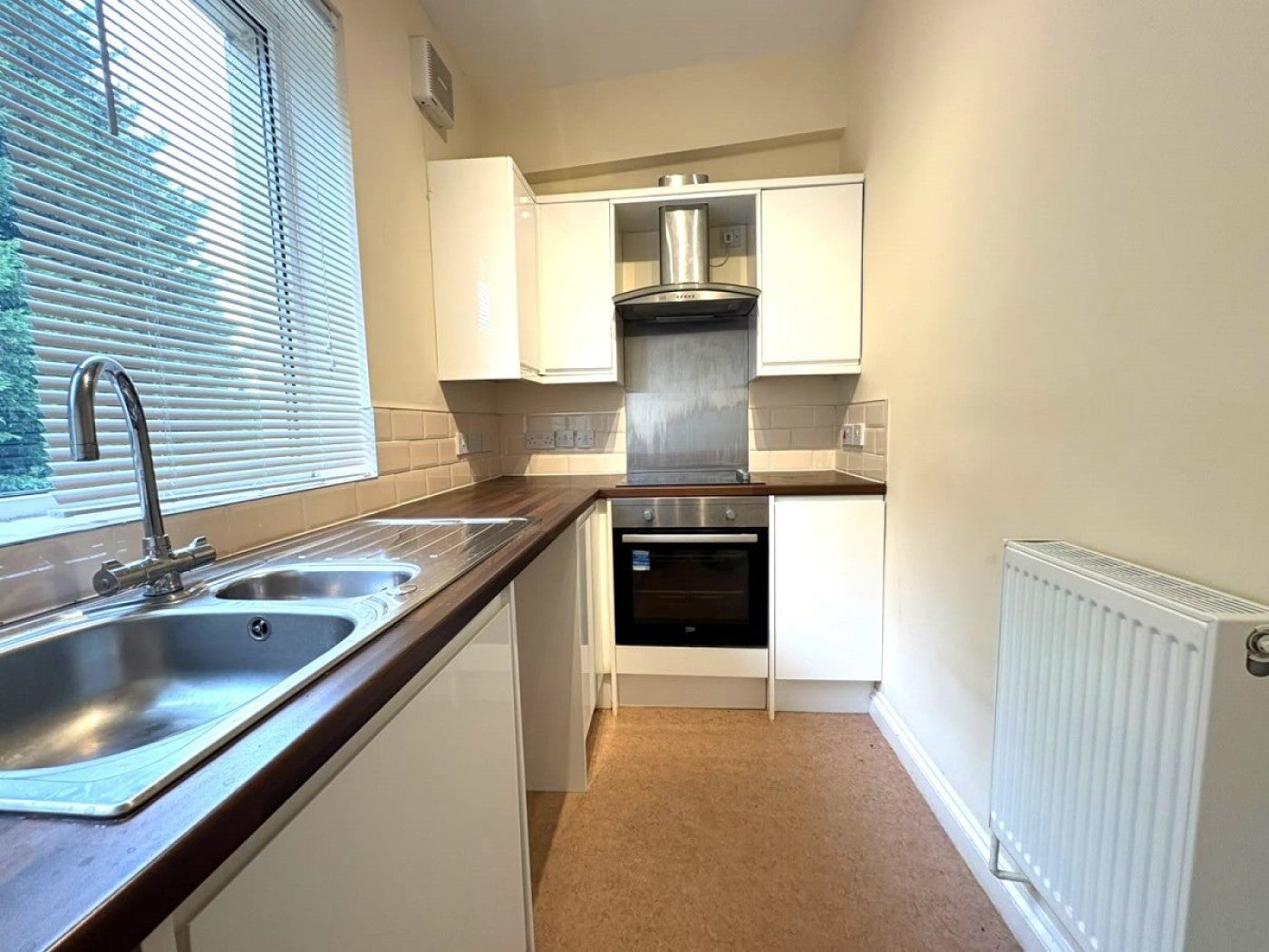 Flat Manor Road in Rotherham