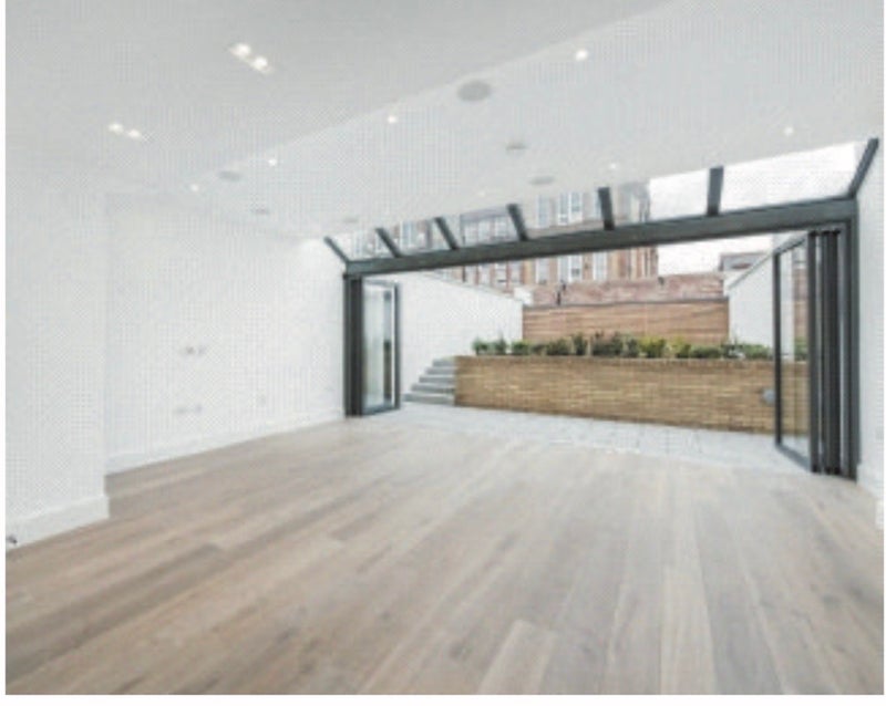 House Rainsborough Square in Greater London