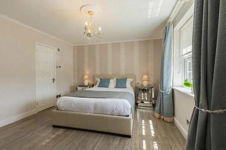 House Magnolia Close in Greater London