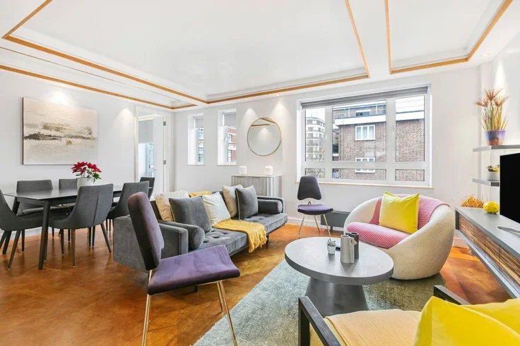 Flat Fulham Road in Greater London
