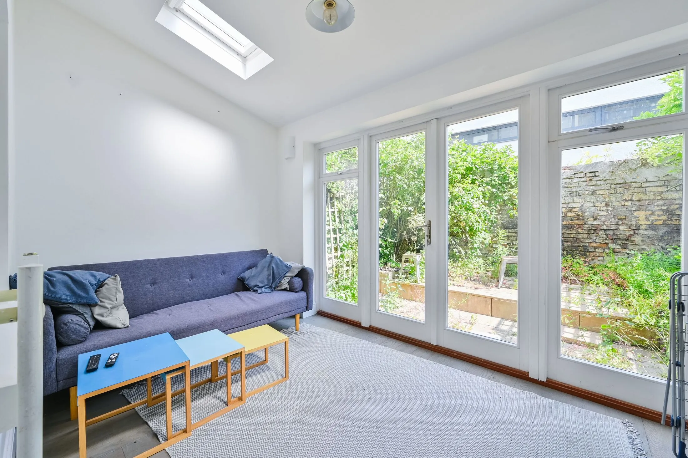 Flat Lyme Street in Greater London