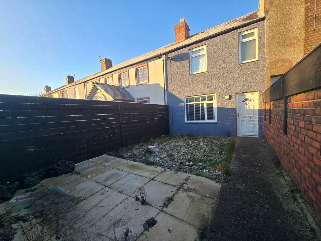 House Featherwood Drive in Ashington