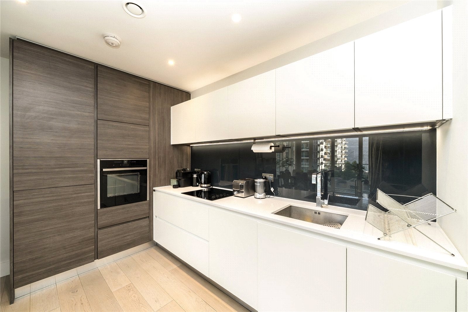 Flat Handley Drive in Greater London