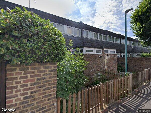 Room Ramilles Close in Greater London