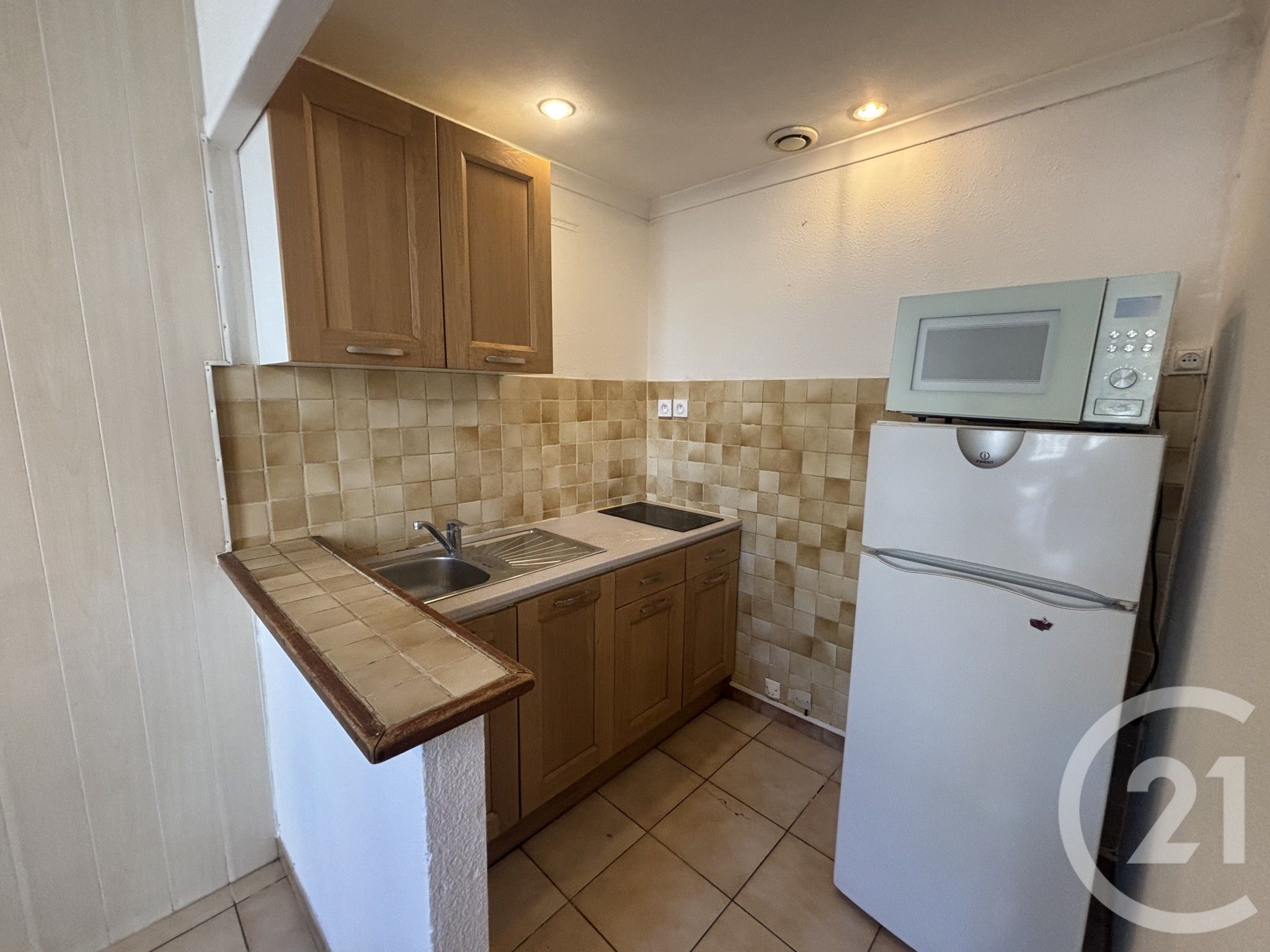 Appartement Rue de Saint-Gilles à Nîmes