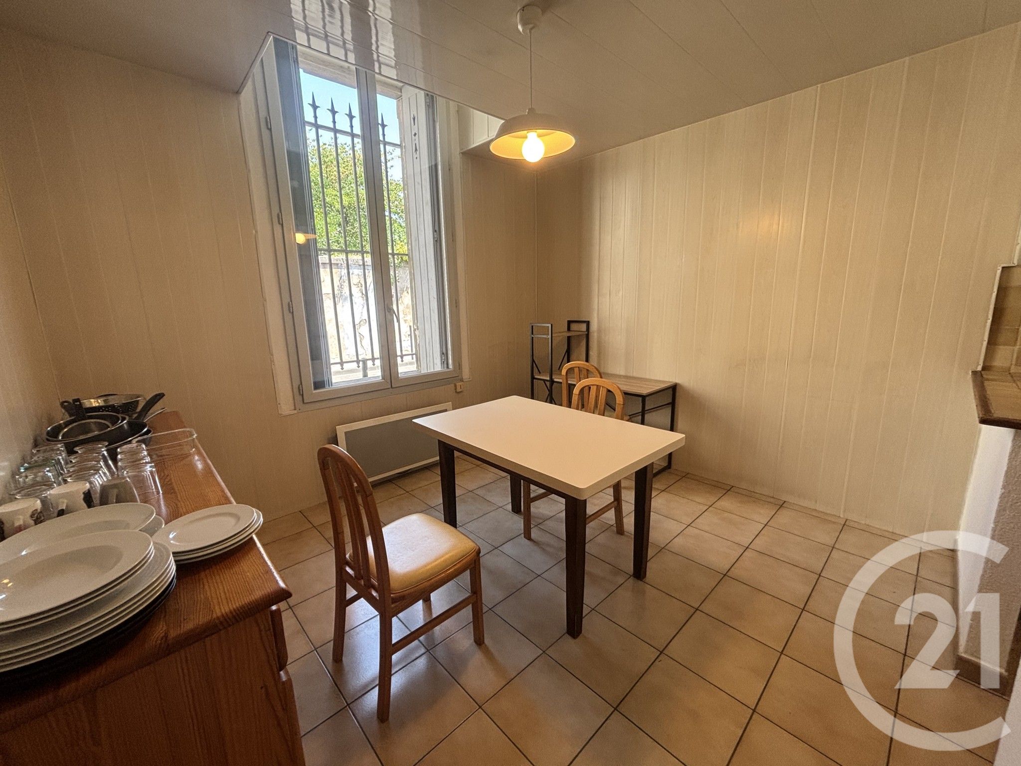 Appartement Rue de Saint-Gilles à Nîmes