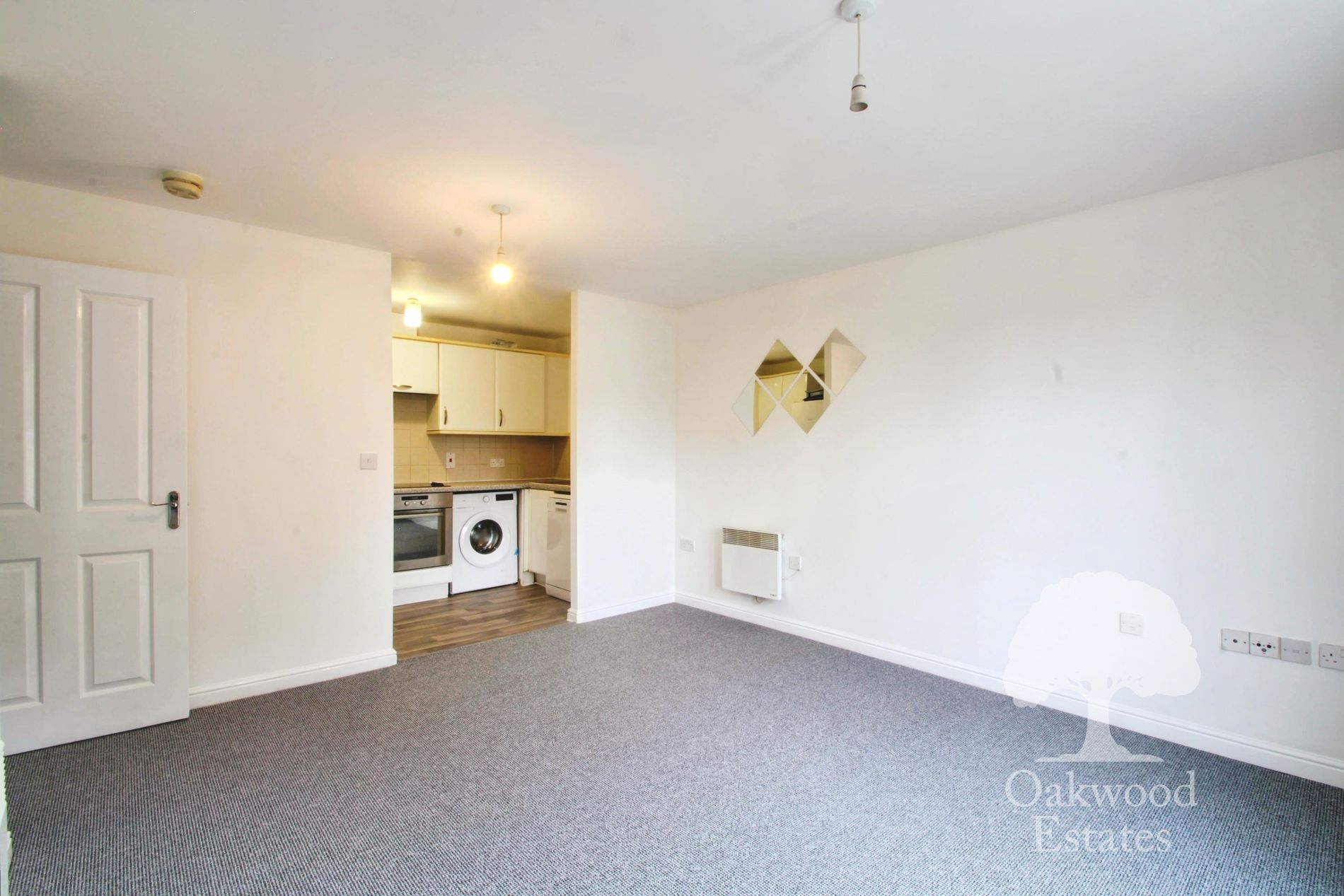 Flat Hawkes Close in Slough