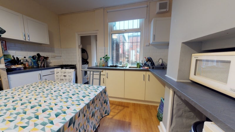 House Hartley Grove in Leeds