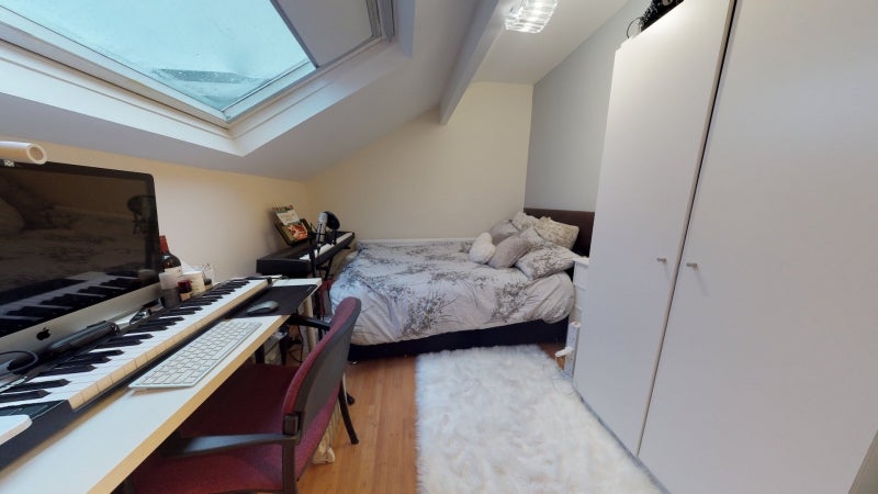 House Hartley Grove in Leeds