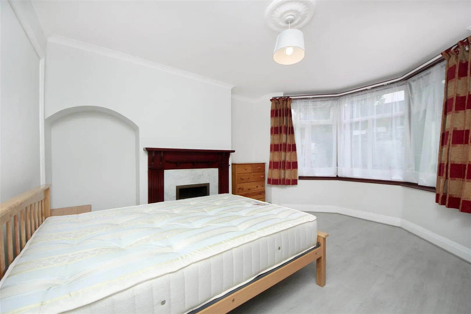 House Court Way in Greater London