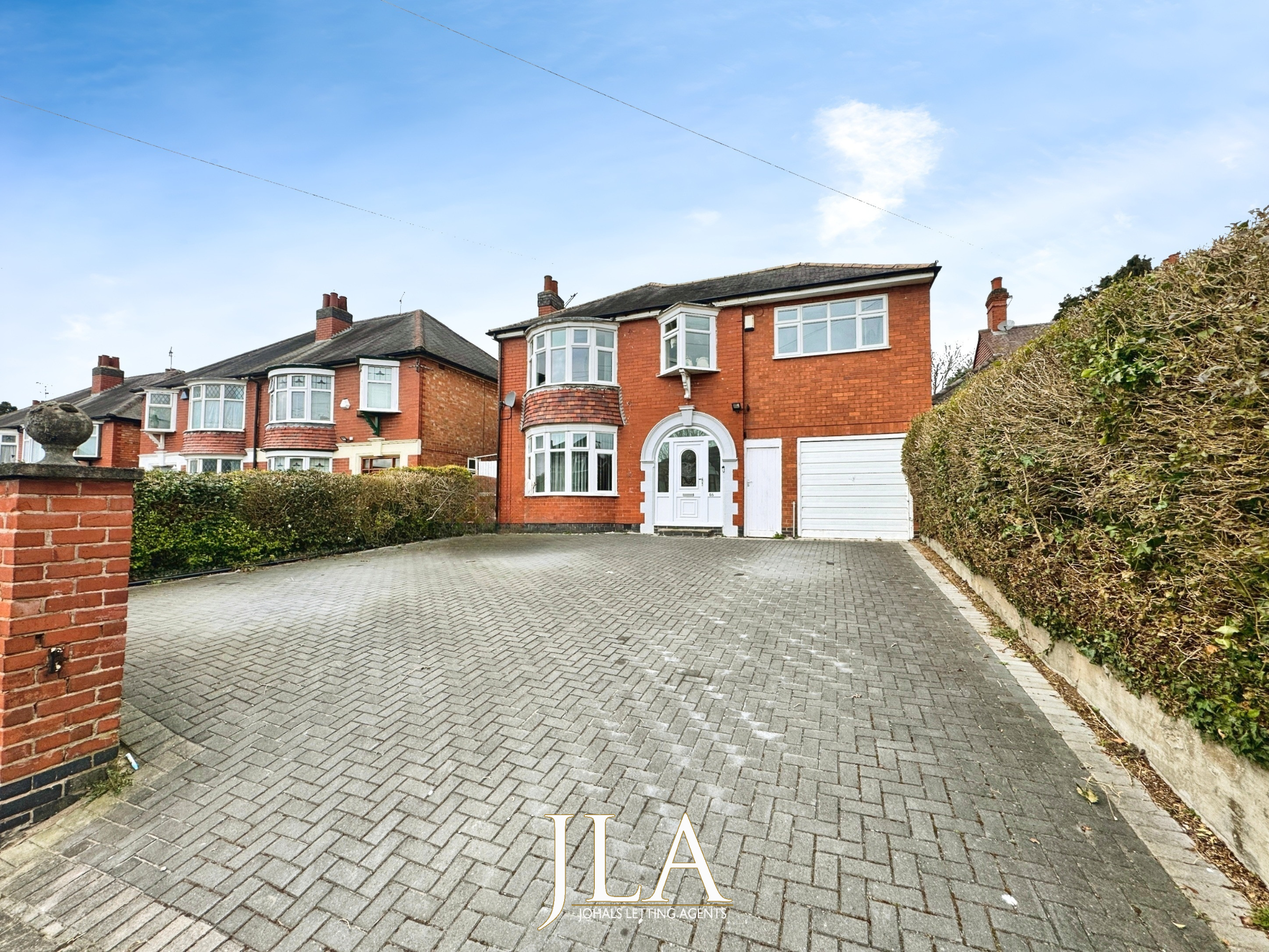 House Pine Tree Avenue in Leicester