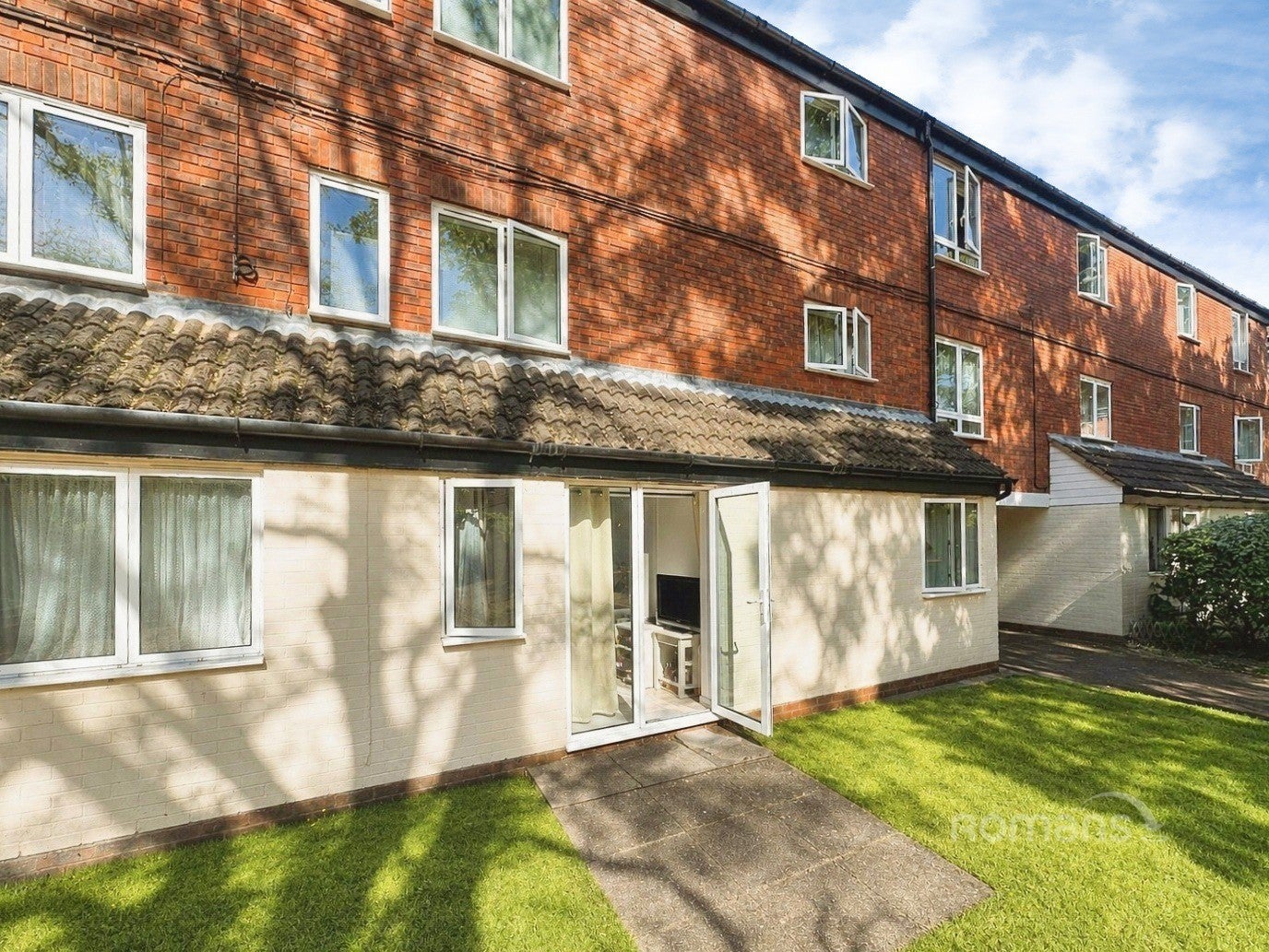 Flat Mount Lane in Bracknell