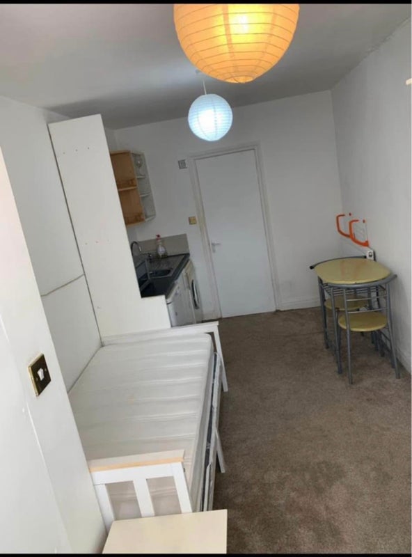 Room Beechcroft Gardens in Greater London