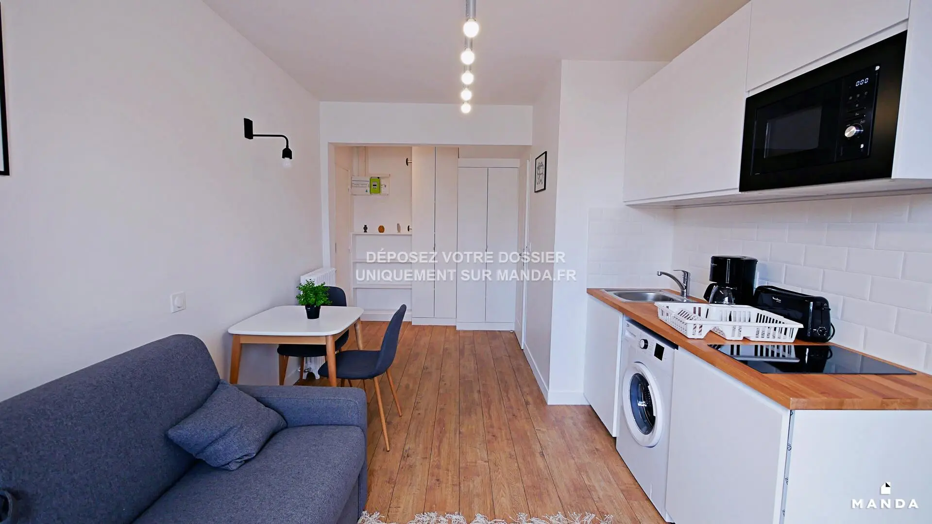 Flat Rue des Fauvelles in Courbevoie