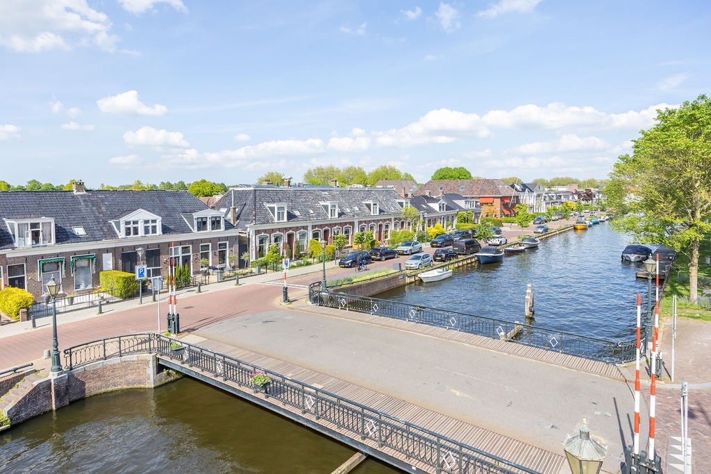 Hoekwoning te koop: Looxmagracht 7, Sneek