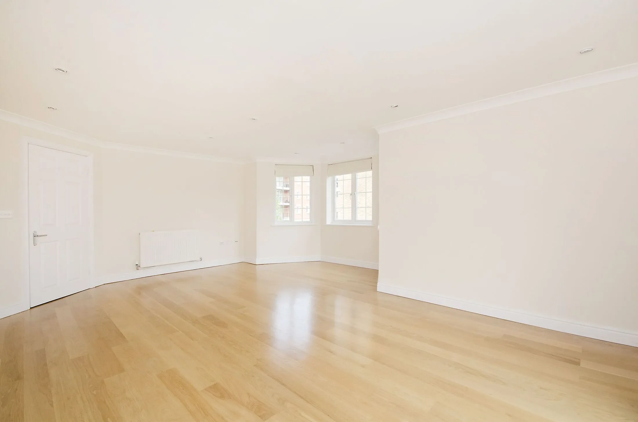 Flat South Road in Greater London