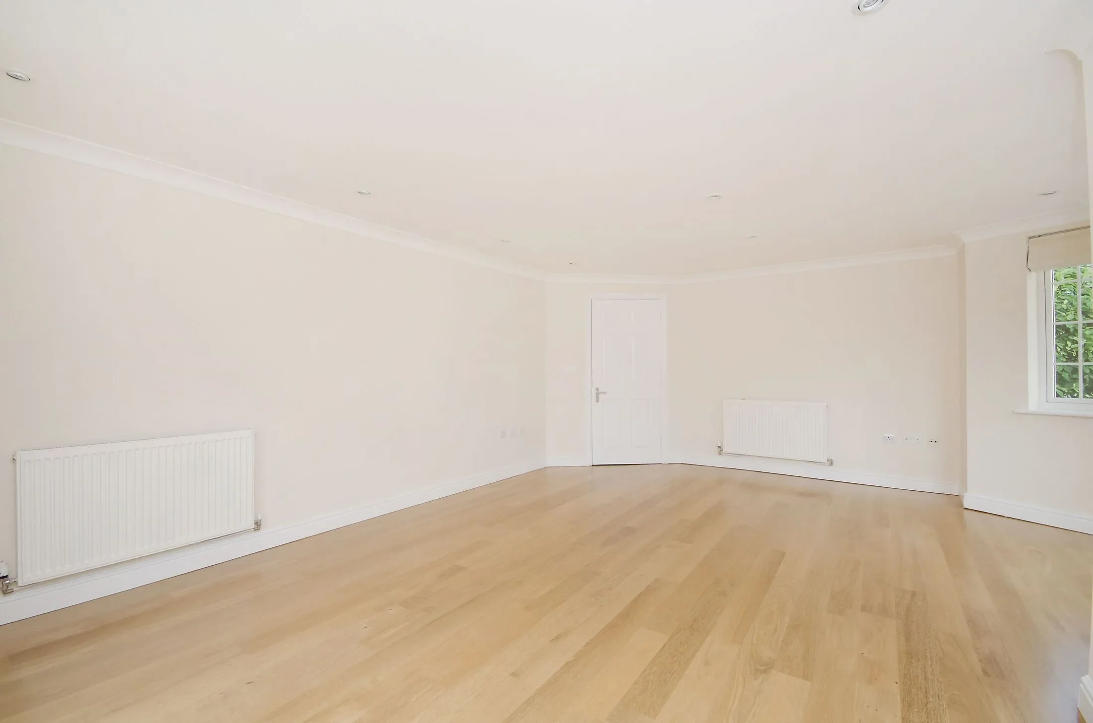 Flat South Road in Greater London