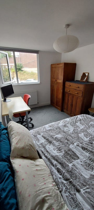 Room Cantley Gardens in Greater London