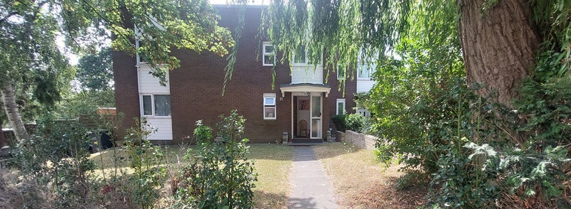 Room Cantley Gardens in Greater London