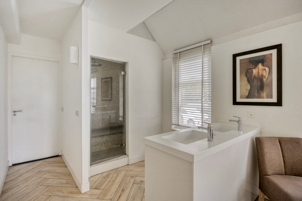 Woning te huur: Dorpsstraat, Watergang