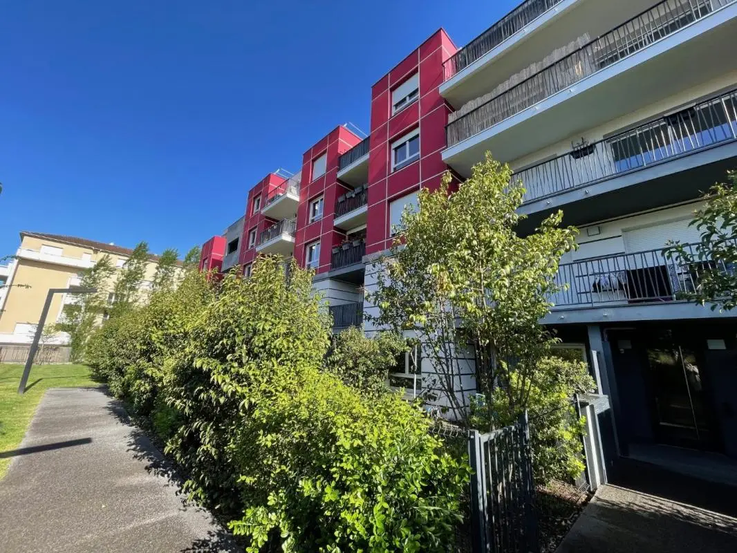 Flat Boulevard de la Paix in Pau