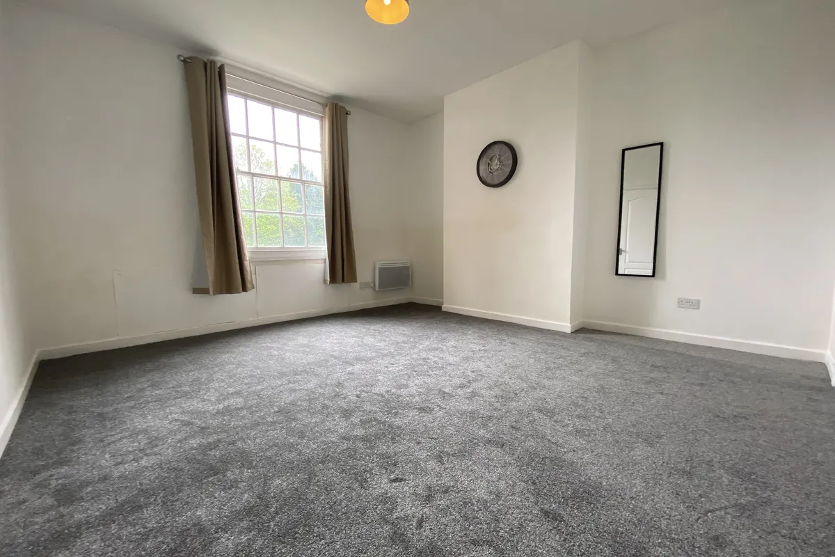 Flat Silver Street in Wyre Forest