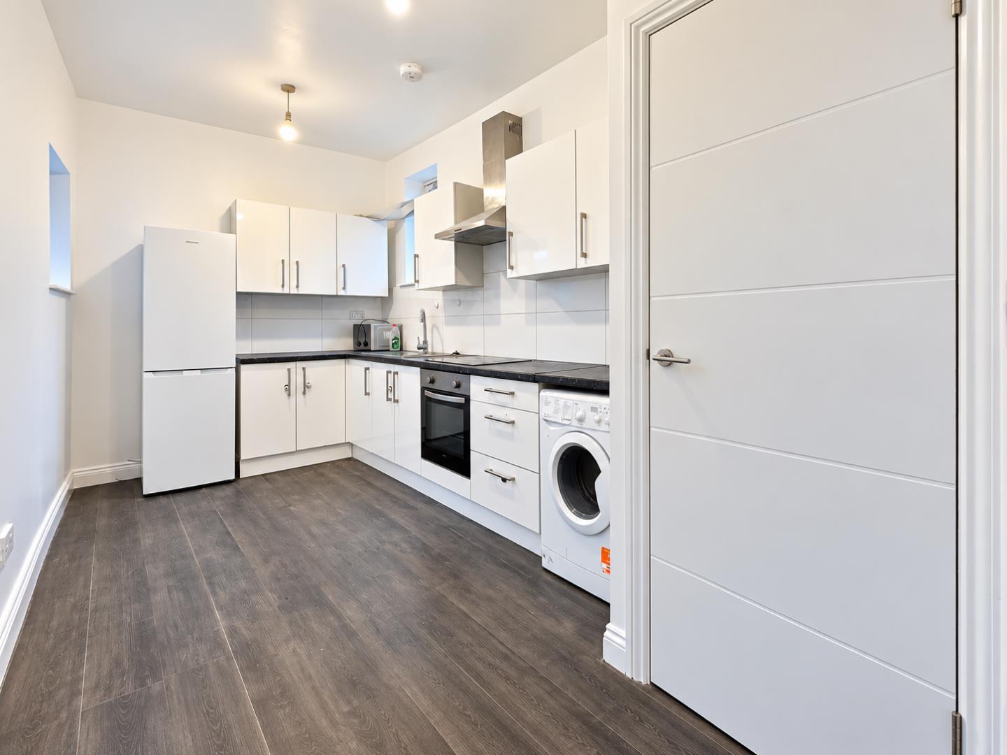 Flat Wolsey Road in Dacorum