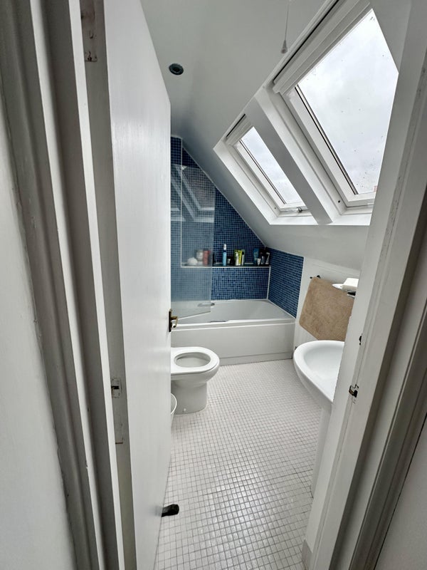 Room Hilly Fields Crescent in Greater London
