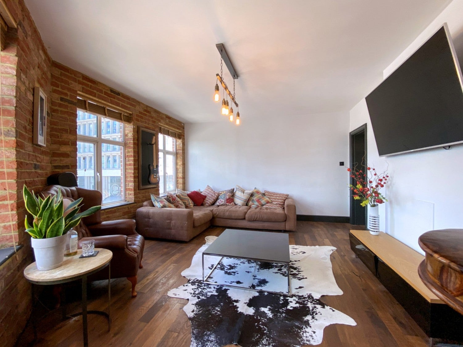 Flat Wandle Road in Greater London