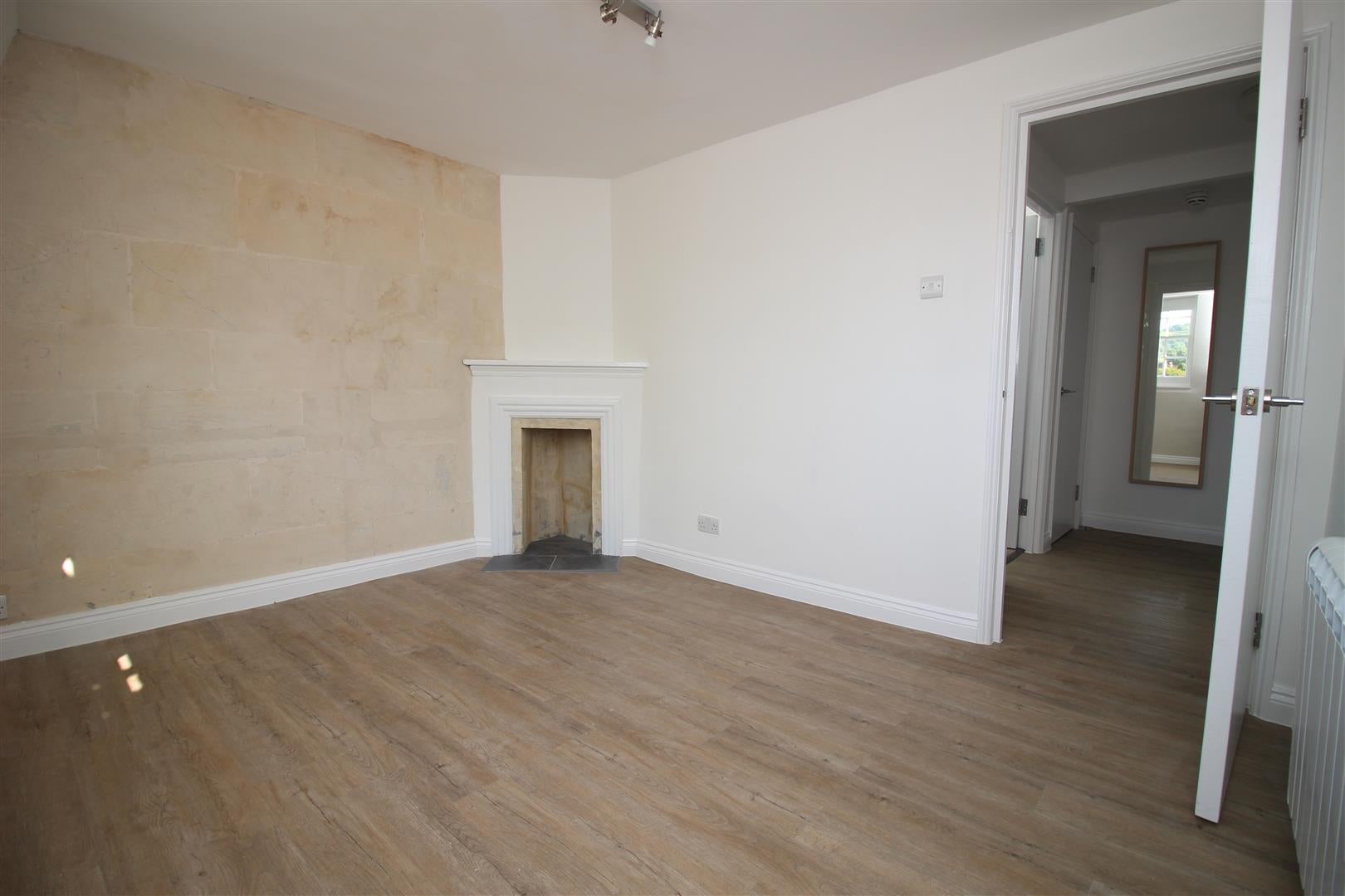 Flat Grosvenor Place in Bath