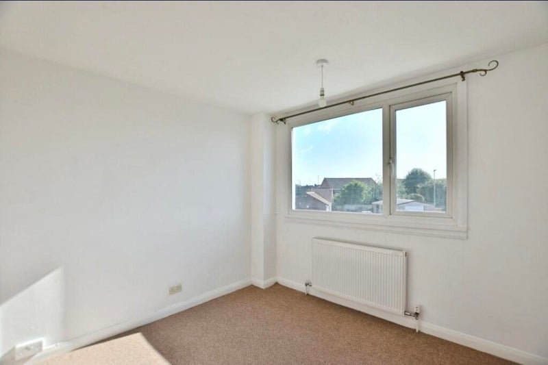 Room Bagnell Road in Bristol