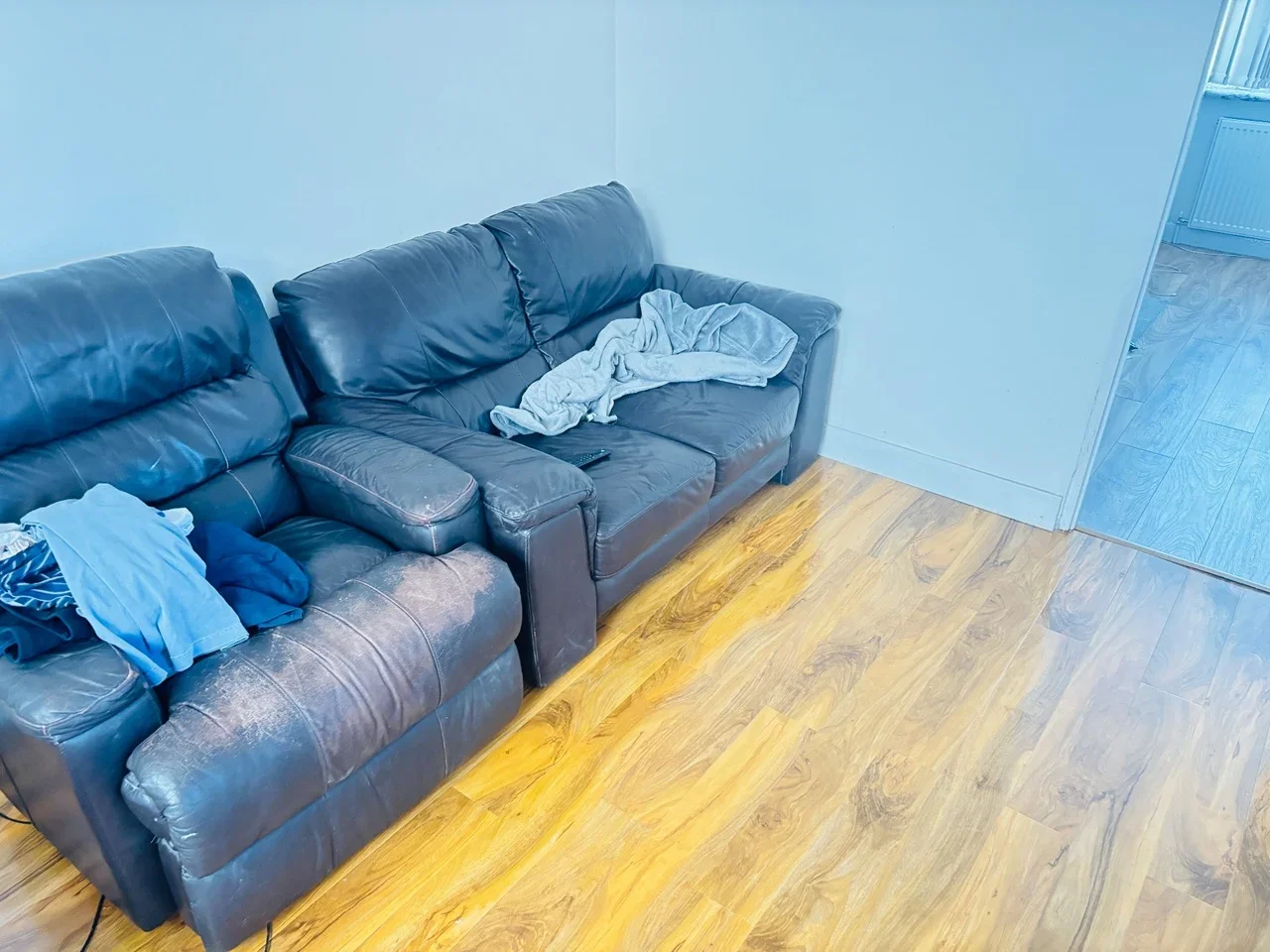 Room Dale Avenue in Greater London