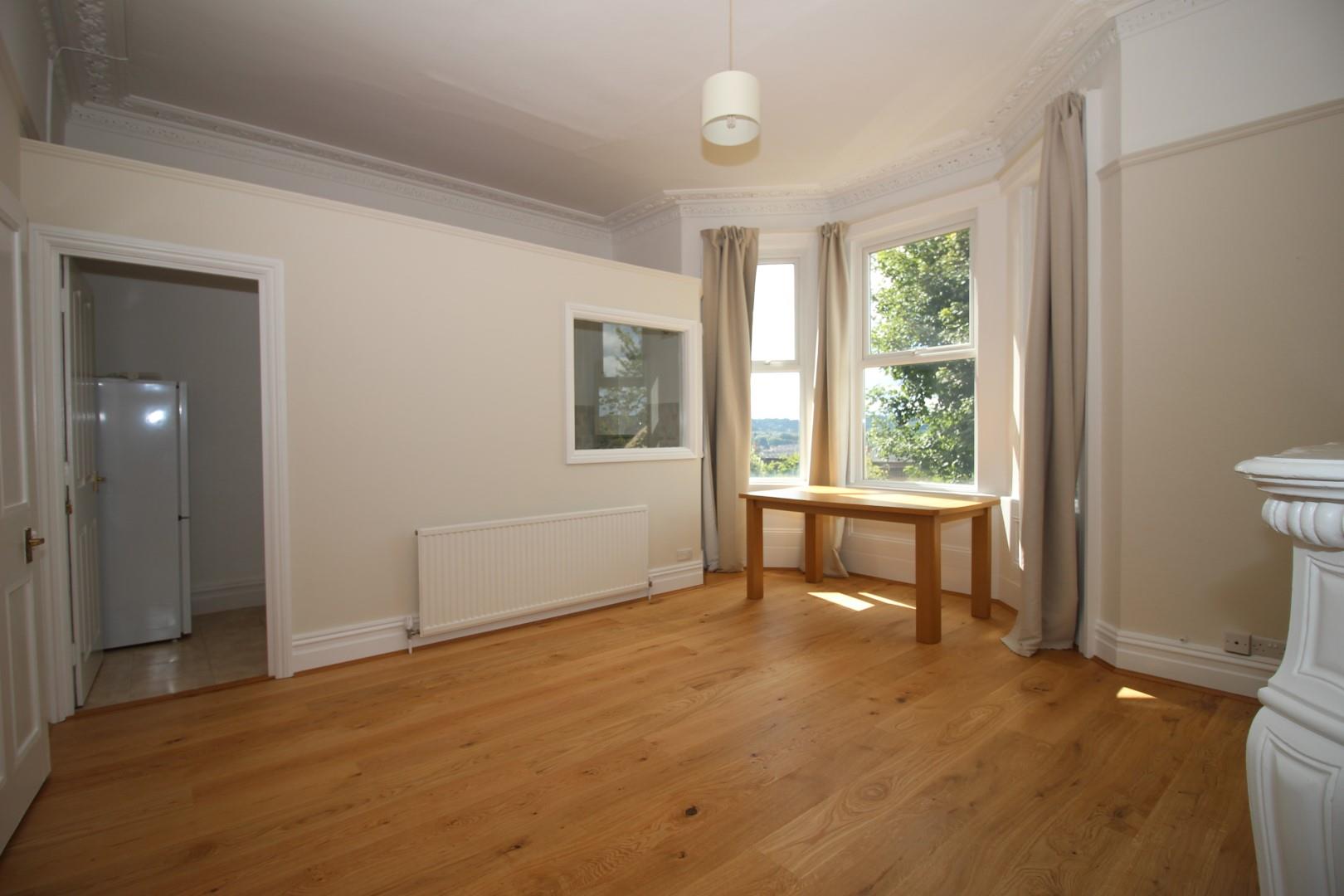 Flat Lansdown Road in Bath