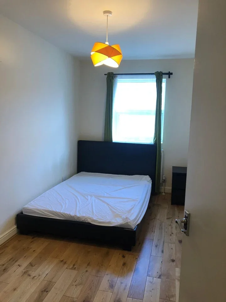 Flat Hornsey Road in Greater London