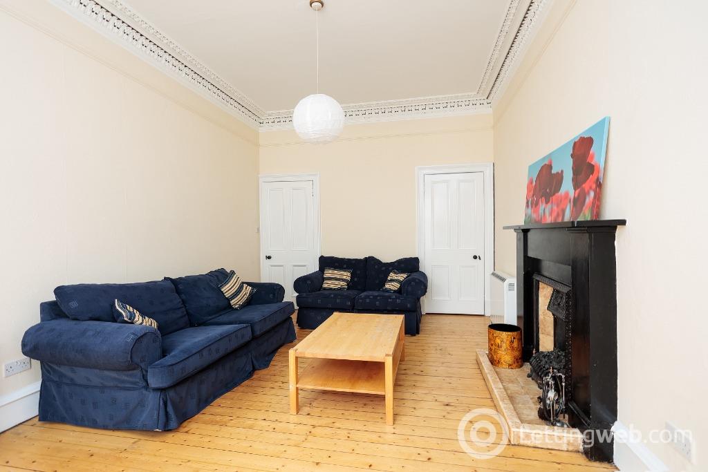 Flat Leith Walk in City of Edinburgh