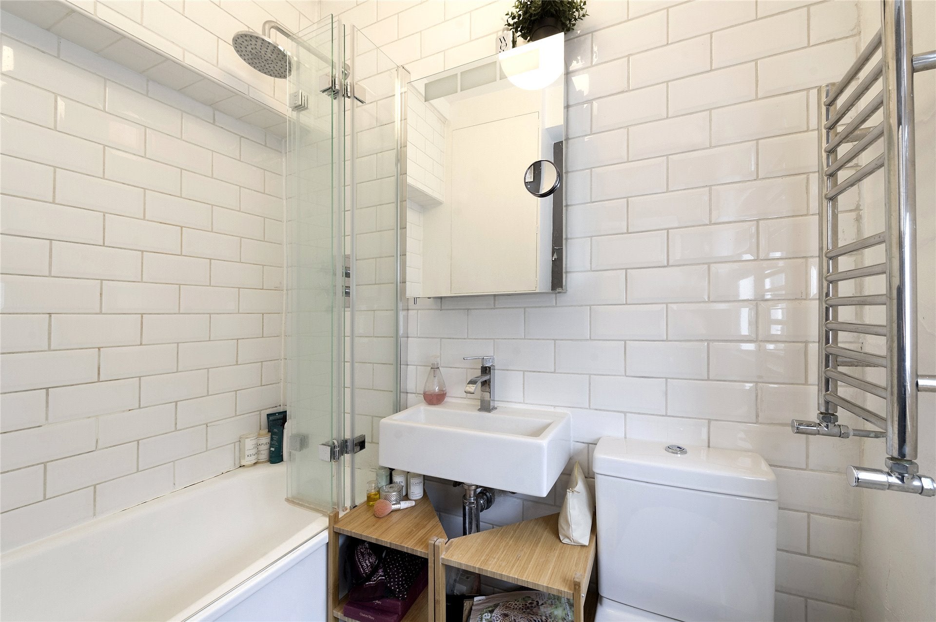Flat Chepstow Road in City of Westminster