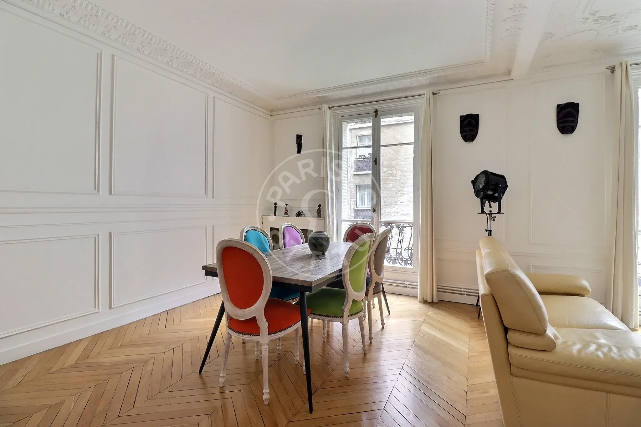 Flat Rue Laugier in Paris