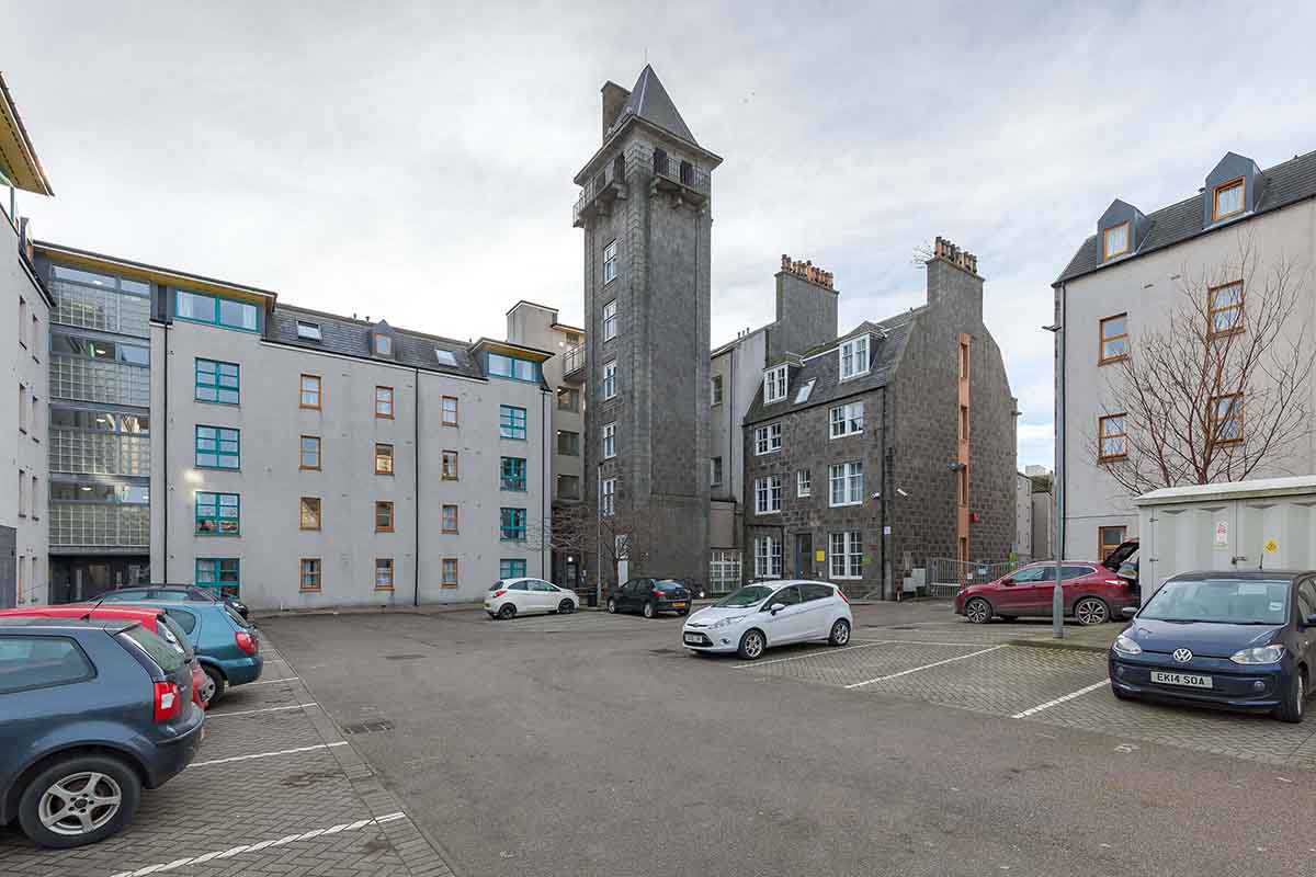 Room King Street in Aberdeen City