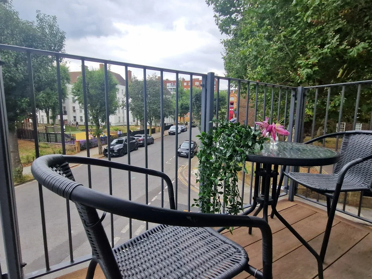 Flat John Felton Road in Greater London