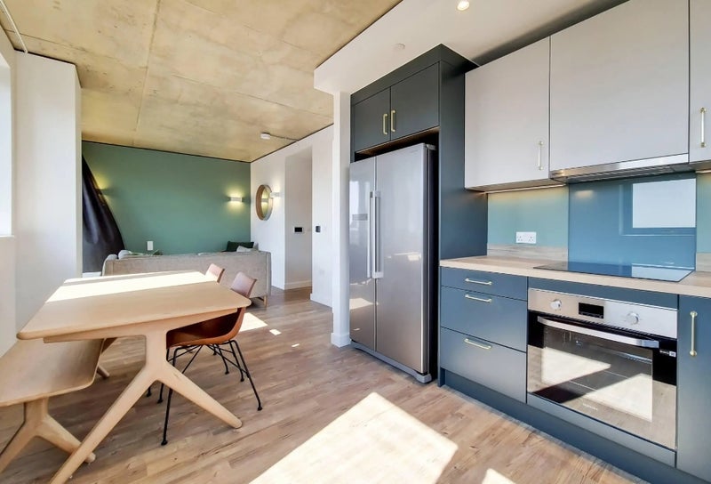 Flat Wellers Way in Greater London