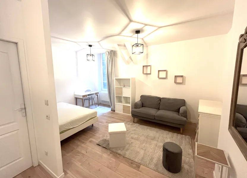 Flat Rue Lainerie in Lyon