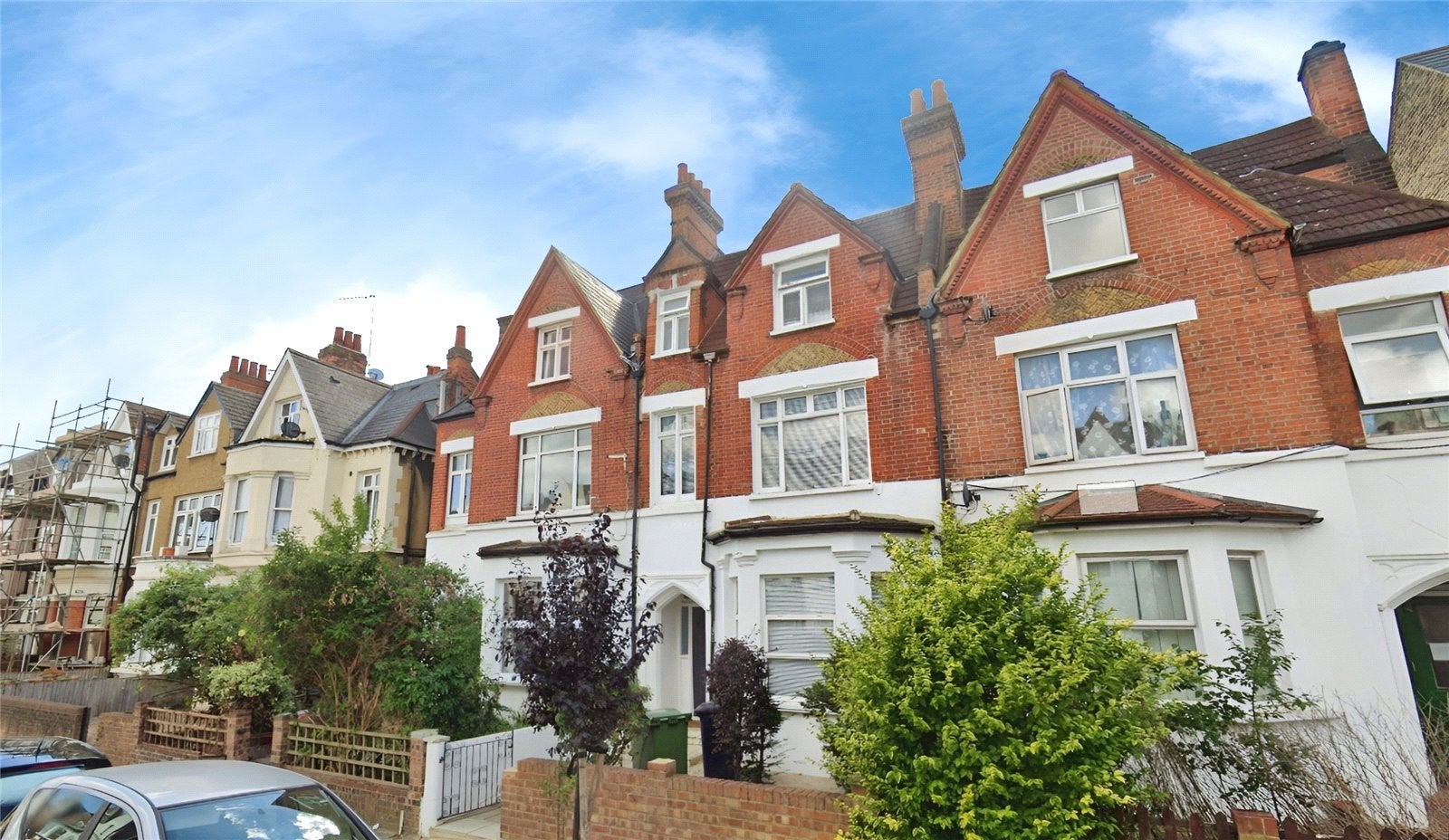 Flat Romola Road in Greater London