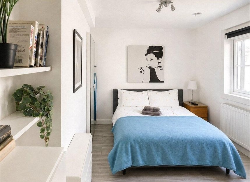 Flat Malvern Road in Greater London